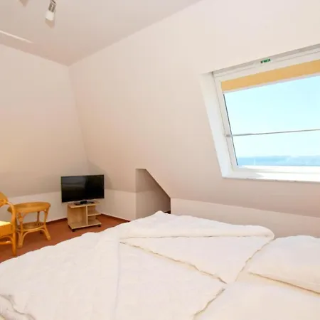 Hafenhaeuser Wiek Ferienwohnung 04