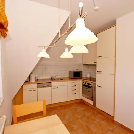 Hafenhaeuser Wiek Ferienwohnung 04 Apartamento *